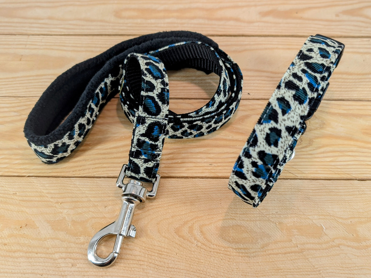 Blue Leopard Print Dog Collar