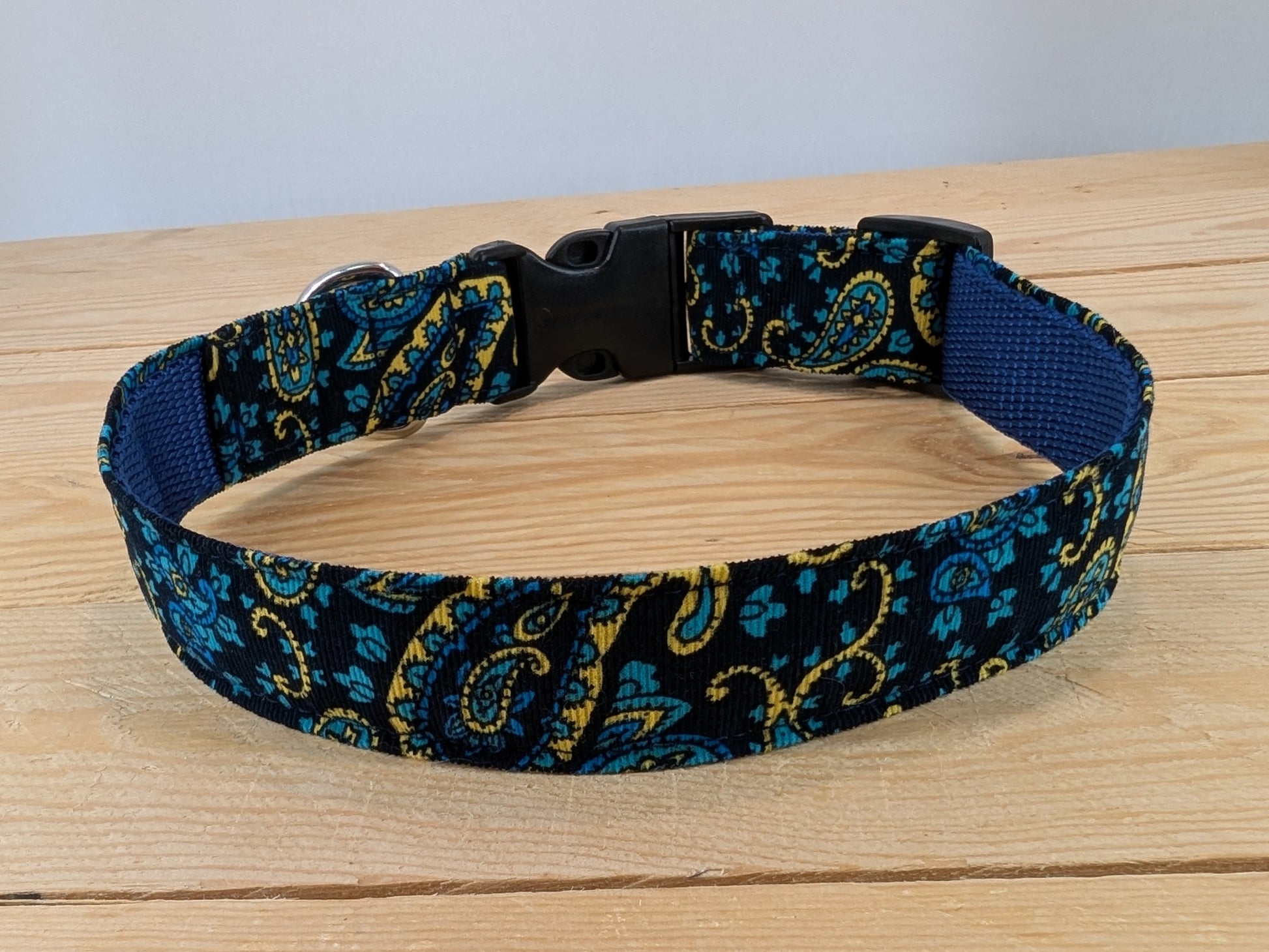 Blue Paisley Dog Collar Side View