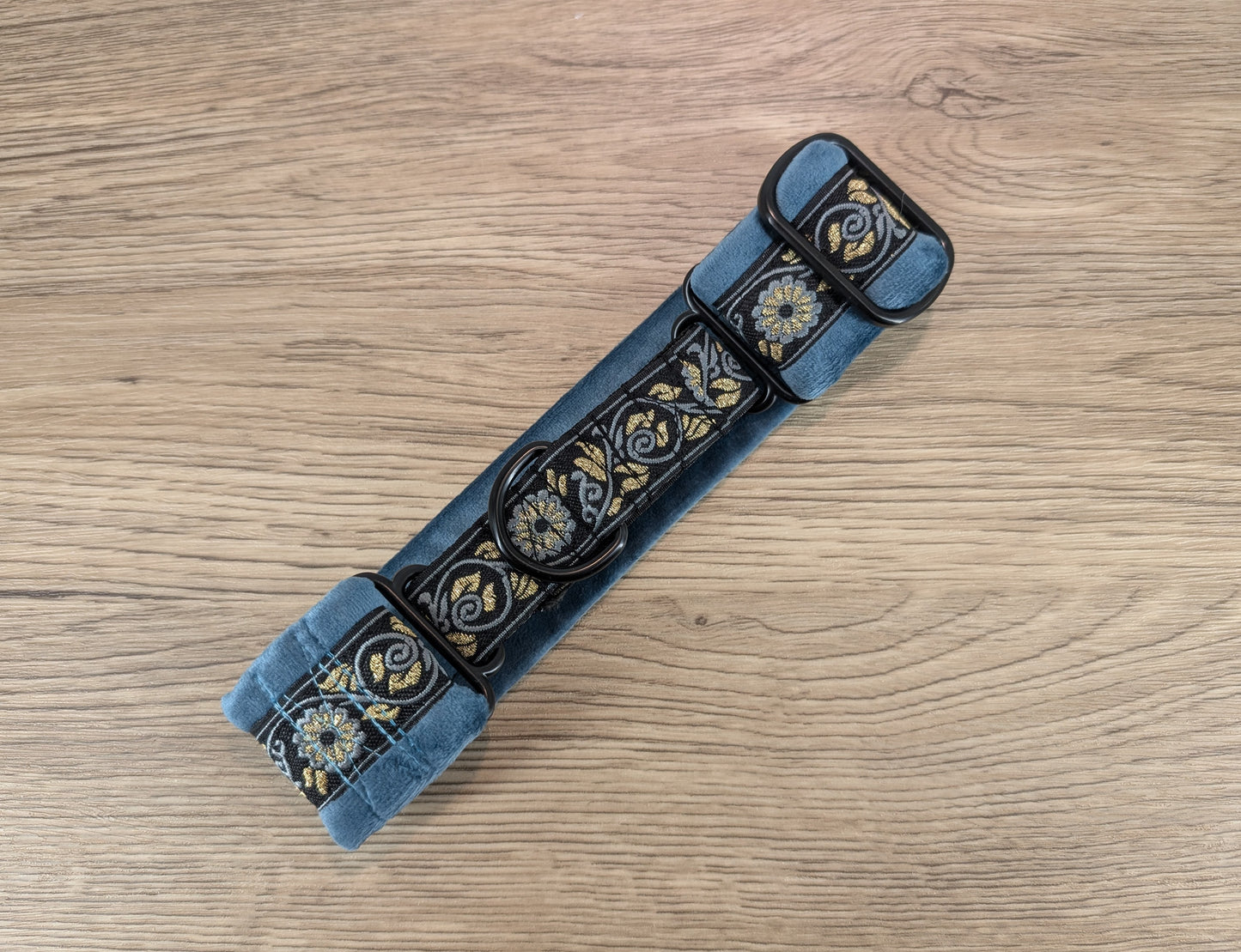 Duck Egg Blue Velvet Lined Martingale/Half-check Dog Collar