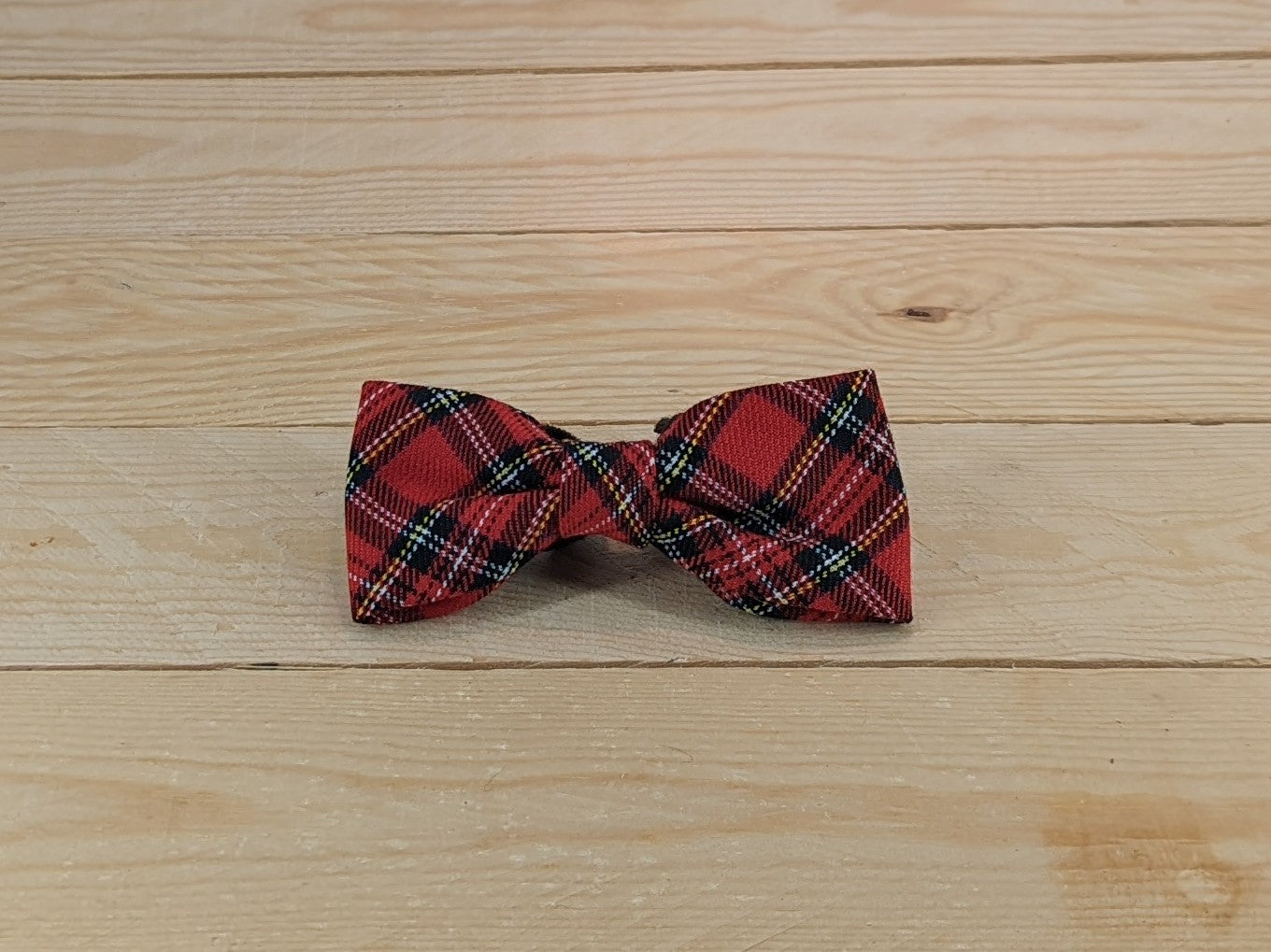 Red Tartan Dog Bow Tie Front