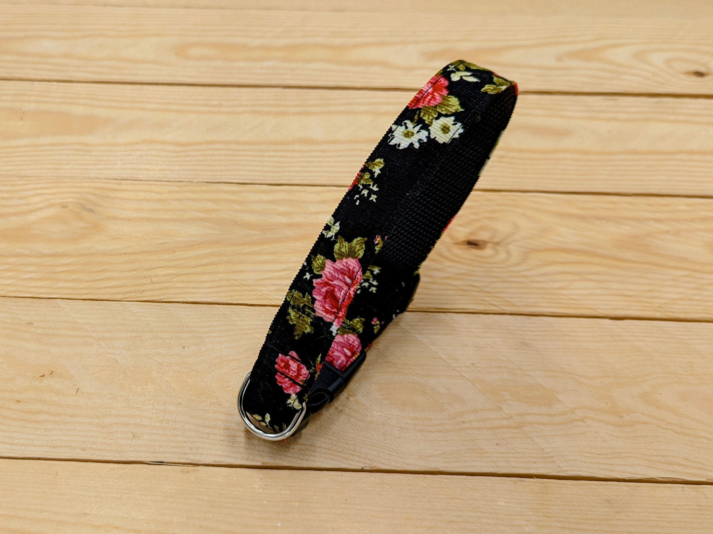 Black and Pink Vintage Floral Dog Collar