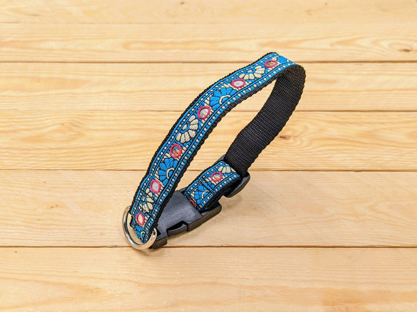Turquoise Mirrored Dog Collar Side View