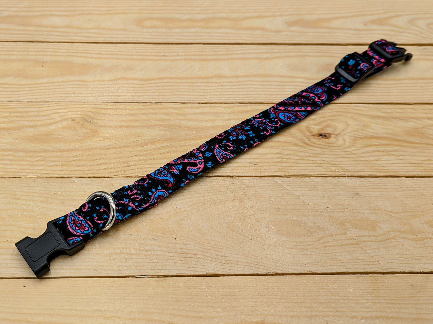 Black Paisley Dog Collar Unclipped