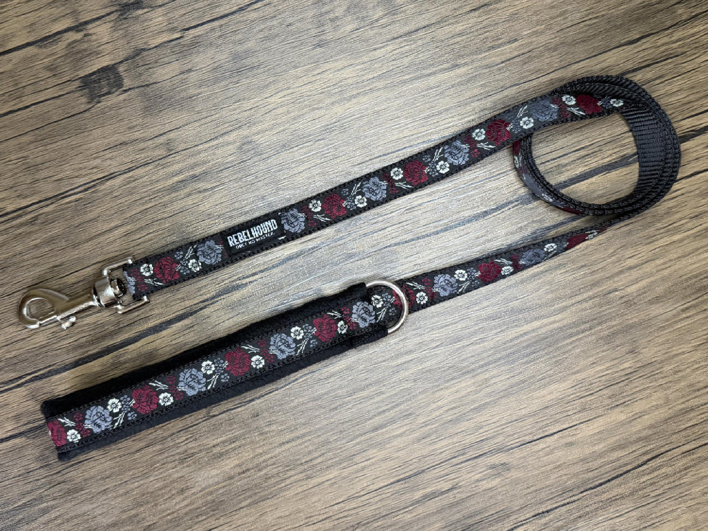 GOTHIC Floral Dog Lead