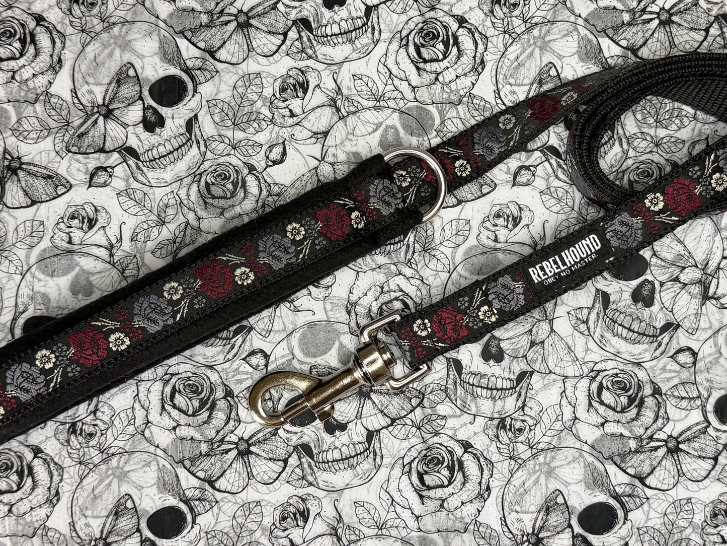 GOTHIC Floral Dog Lead