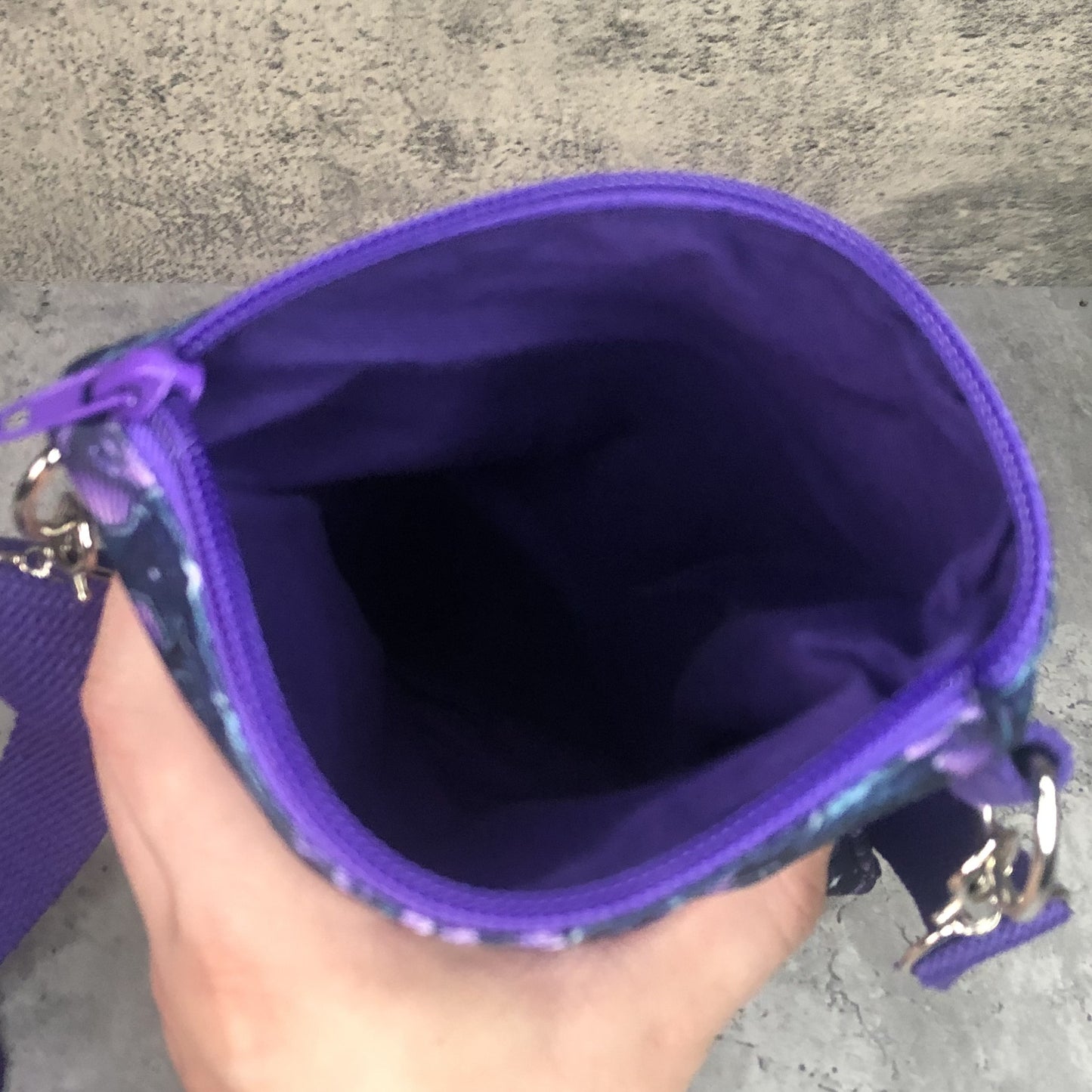 AMETHYST Floral Waterproof Dog Walking Cross Body Bag