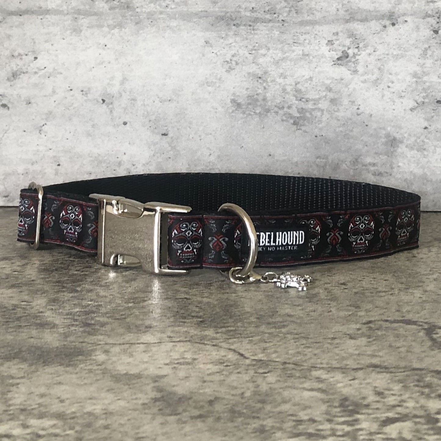 CALAVERA Grey and Red Sugar Skulls Dog Collar