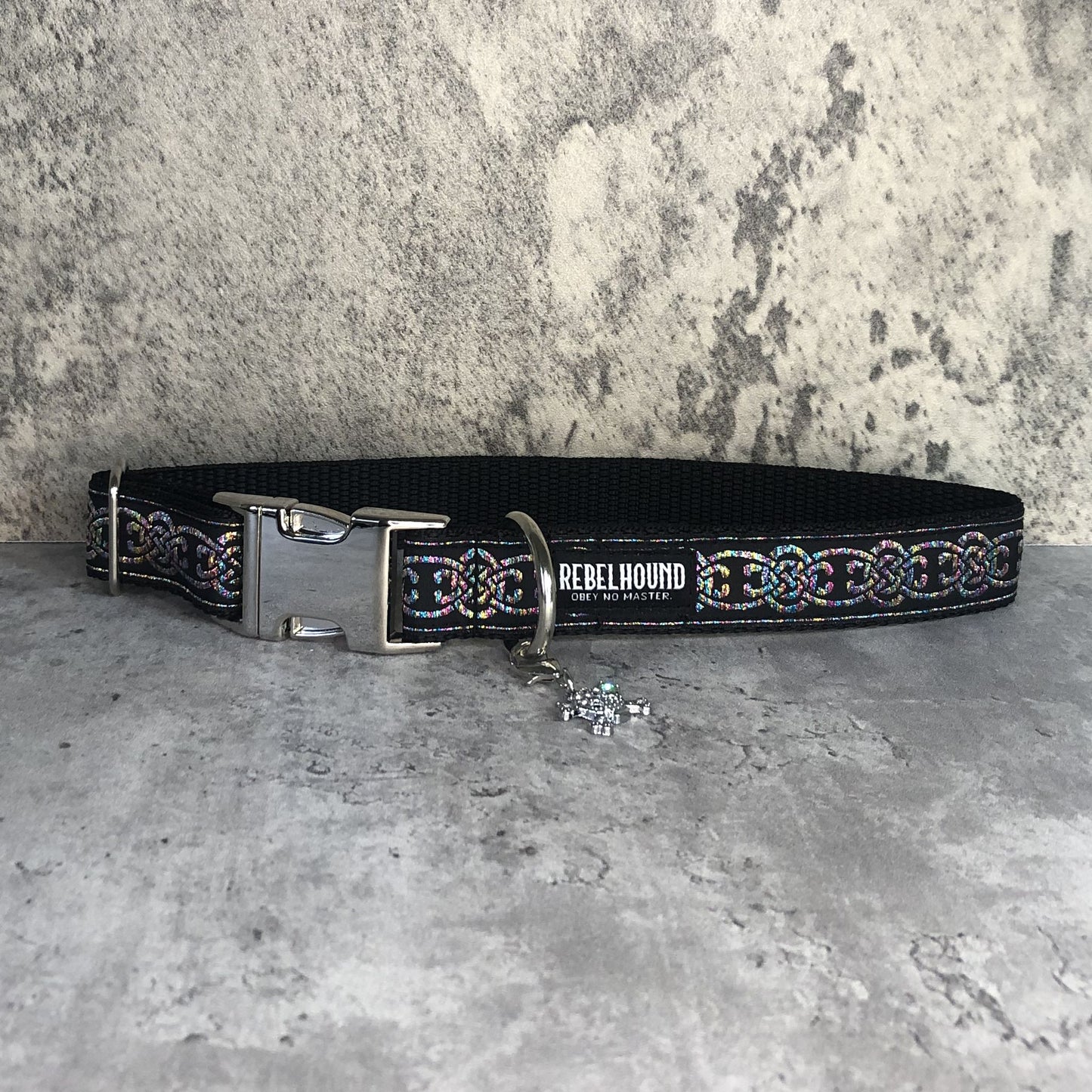 CUSITH Black Celtic Knots Dog Collar