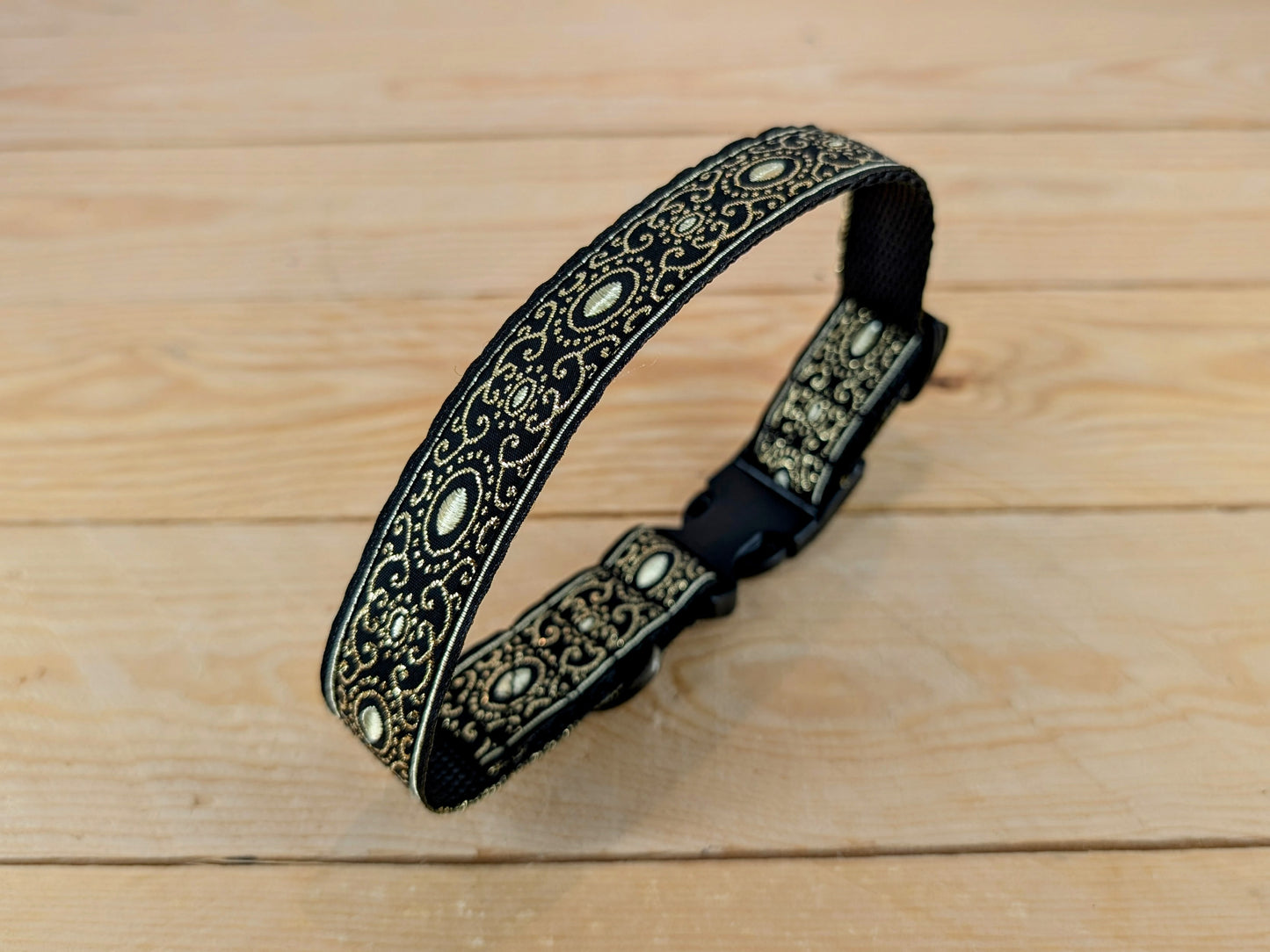 Black and Gold Patterned Dog Collar