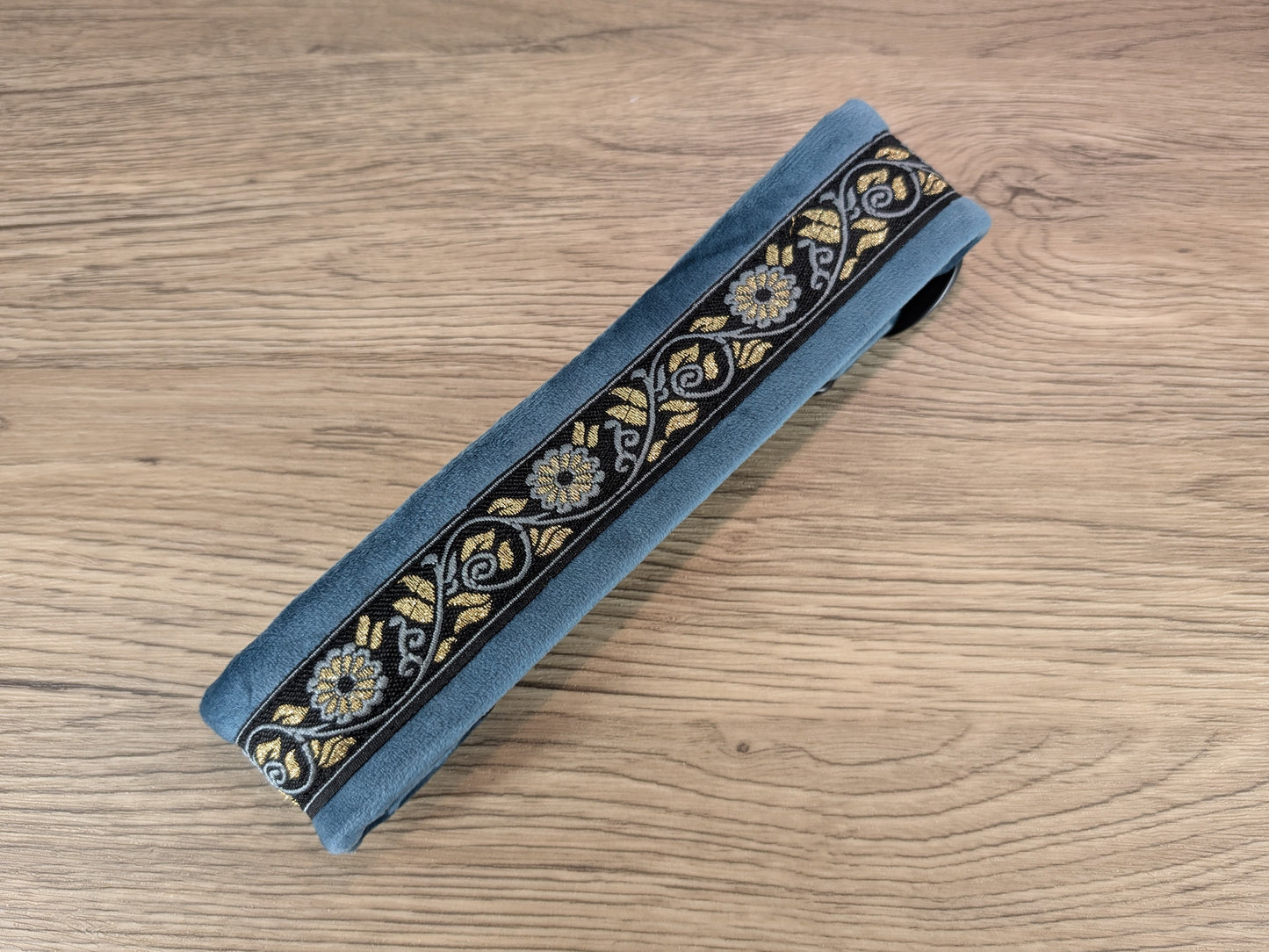 Duck Egg Blue Velvet Lined Martingale/Half-check Dog Collar