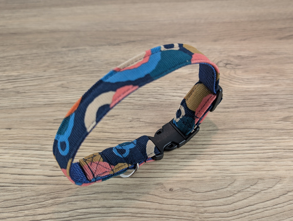 Blue Circles Retro Style Dog Collar