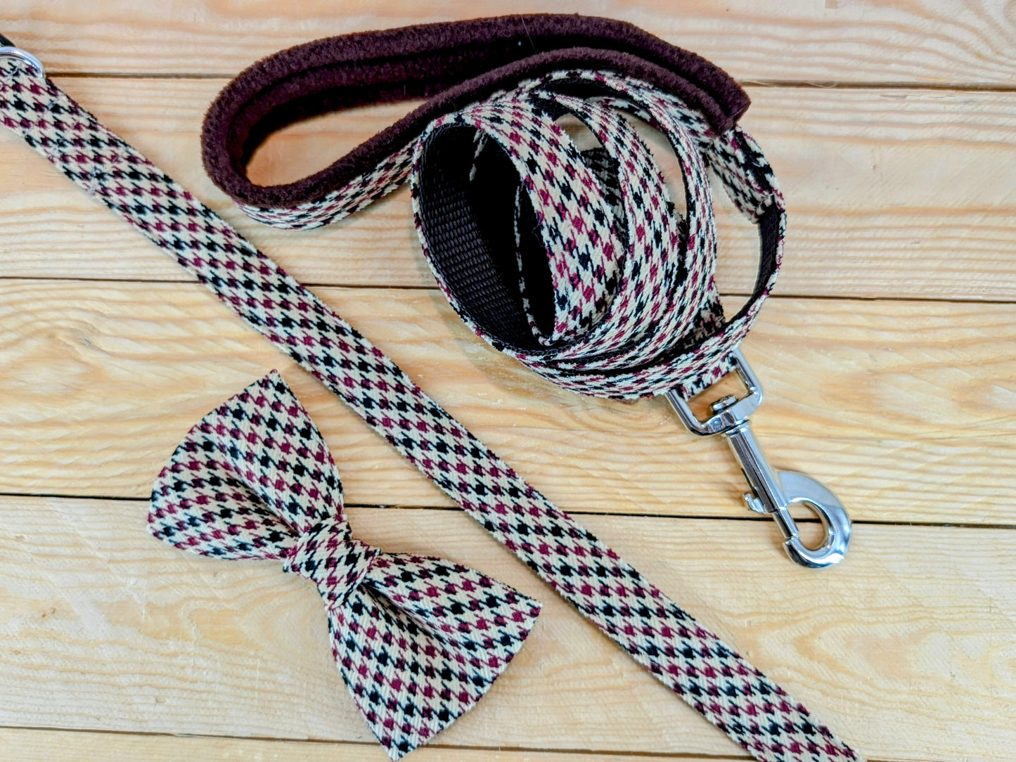 Brown Houndstooth Check Dog Lead, Dog Collar and Dog Bow Tie