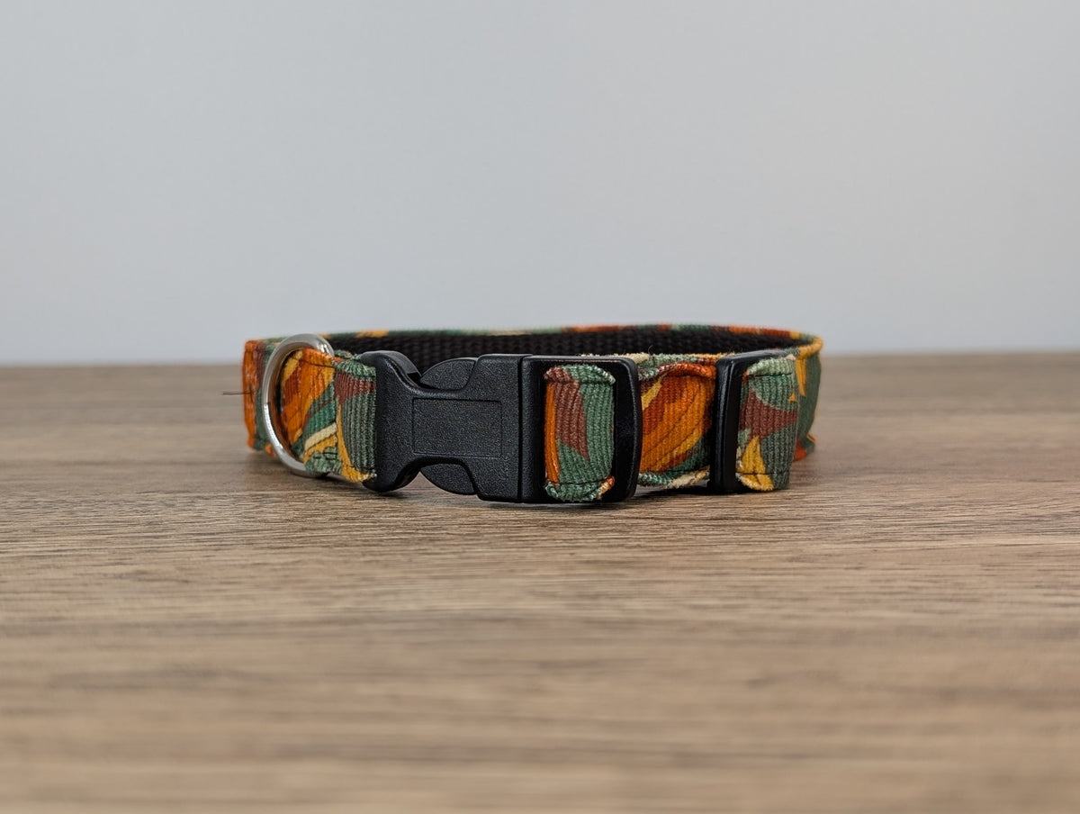 Green and Orange Swirly Print Retro Style Dog Collar
