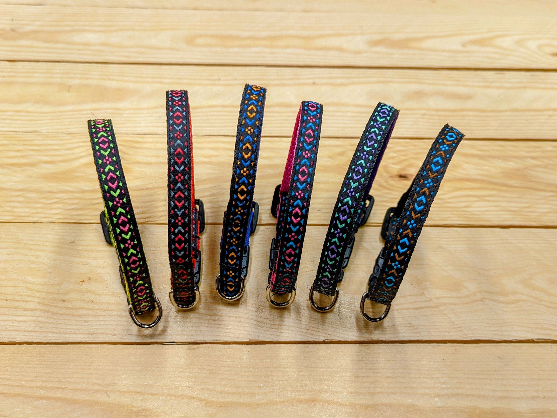Aztec Pattern Cat Collar Six Patterns