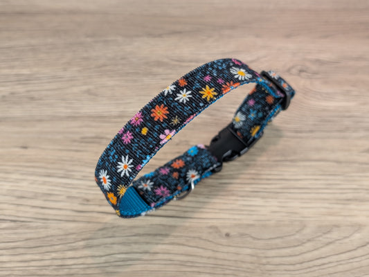 Teal Daisy Floral Dog Collar
