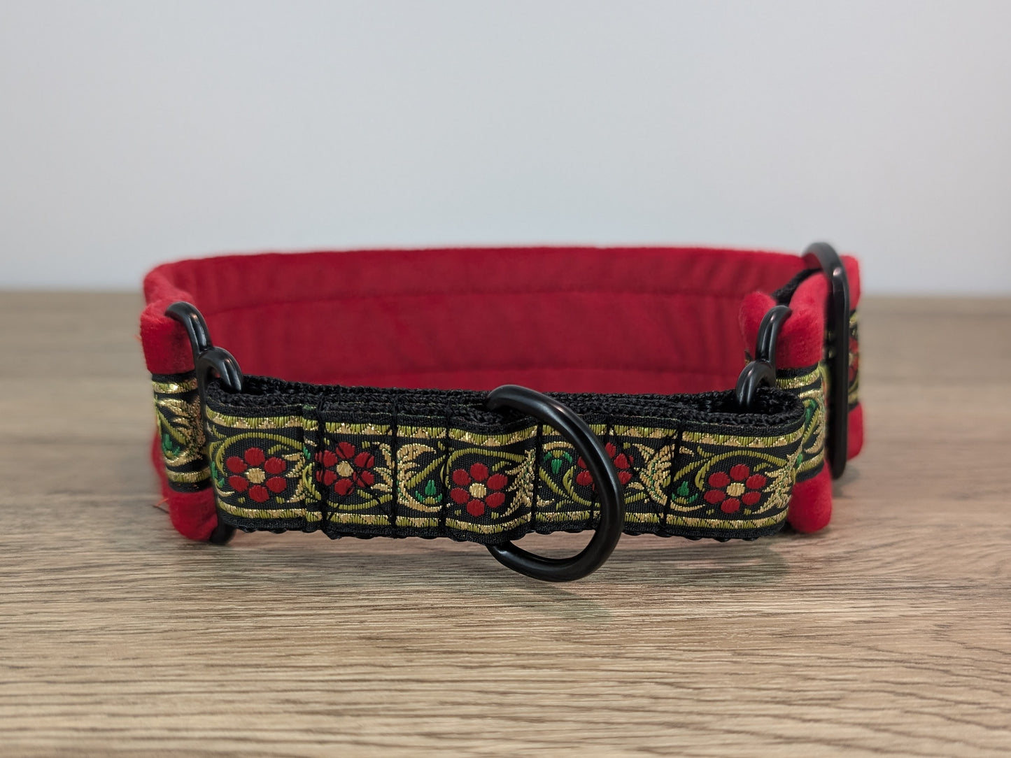 Red Roses Velvet Lined Martingale/Half-check Dog Collar