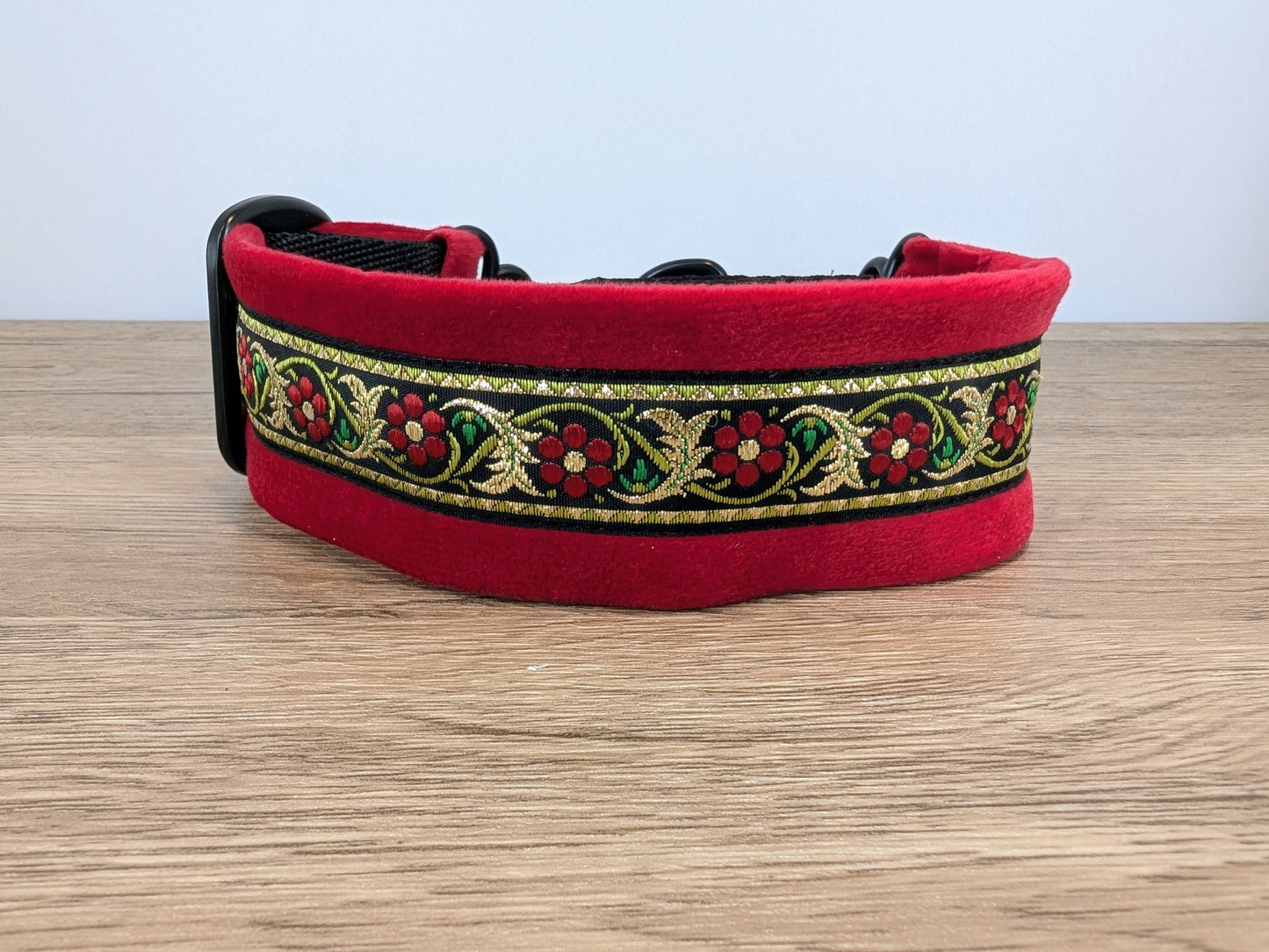 Red Roses Velvet Lined Martingale/Half-check Dog Collar