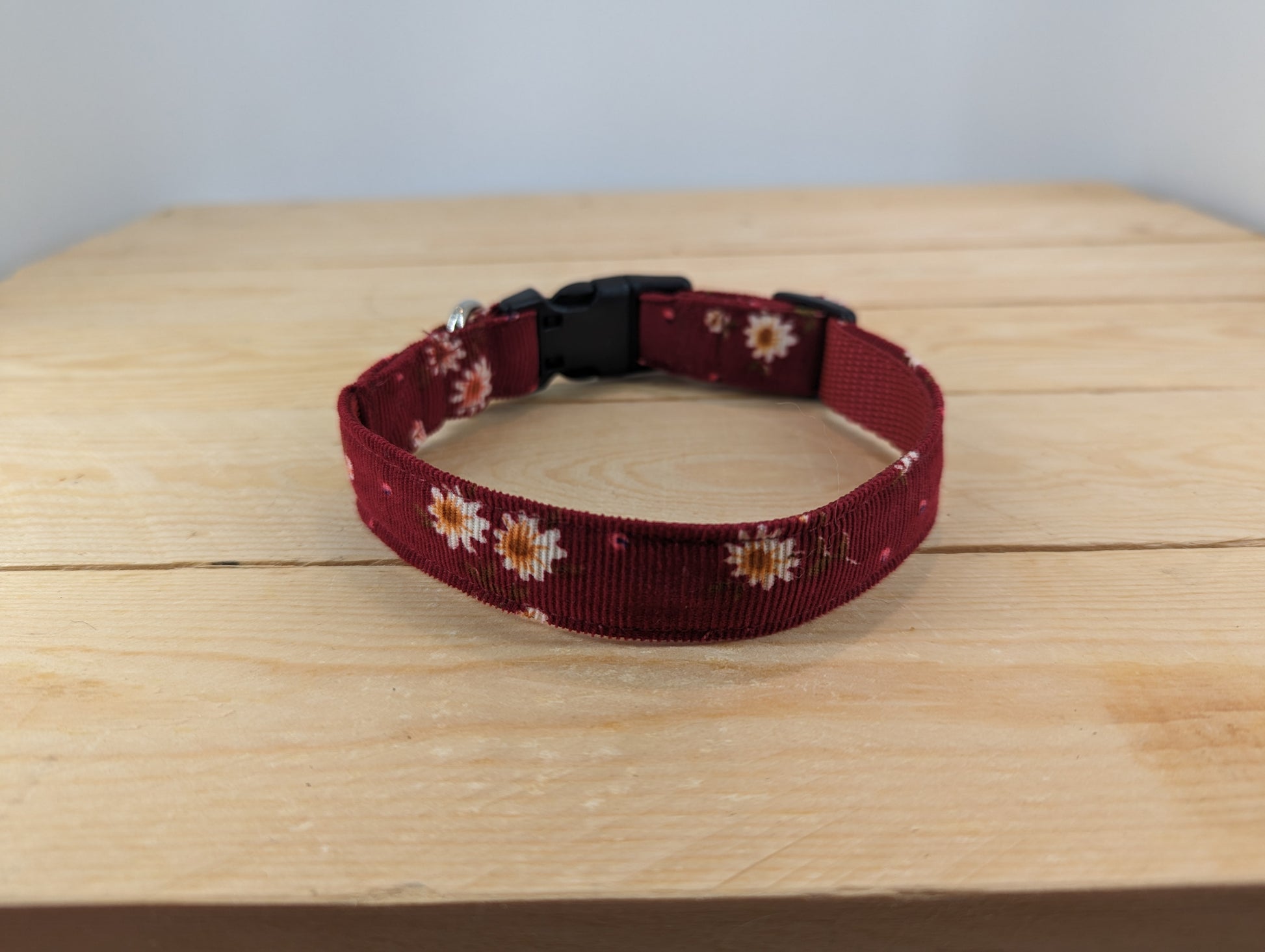 Red Daisy Dog Collar