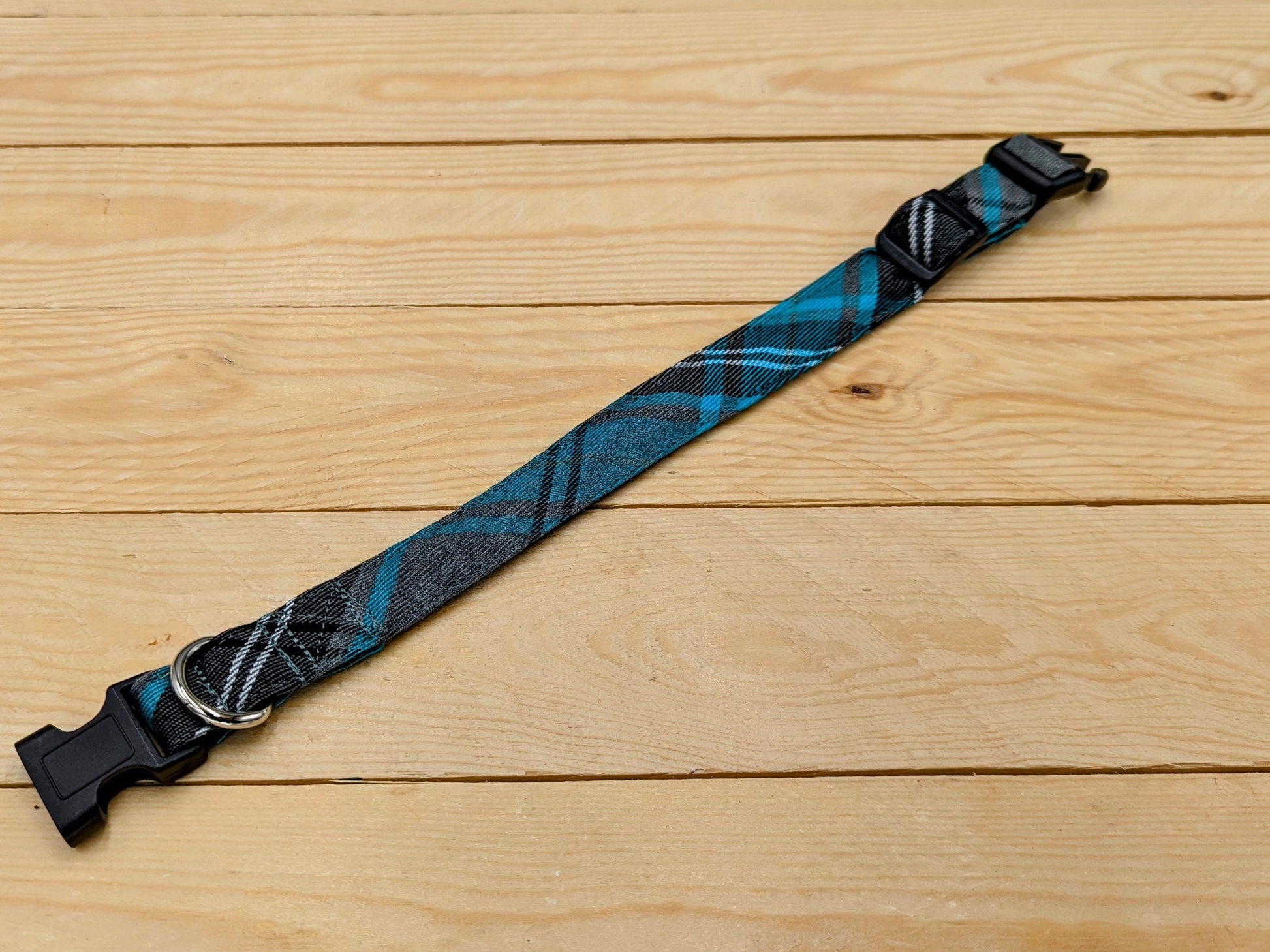 Turquoise and Grey Check Dog Collar Unclipped